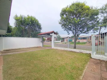 Linda casa para locação, com 2 dormitórios, fica no bairro Feitoria Madezatti em São Leopoldo!