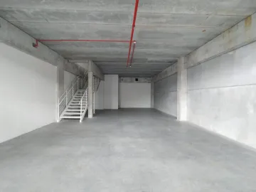 Loja para alugar dentro do atacado Macromix em São Leopoldo, com 229,52m²!