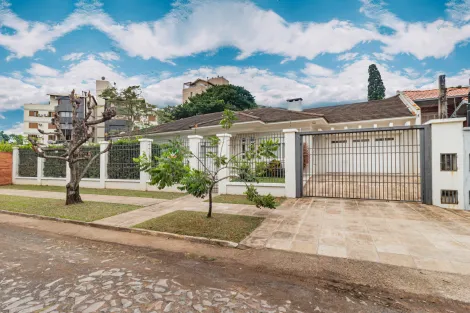Casa residencial exclusiva à venda em localização privilegiada no bairro Jardim América