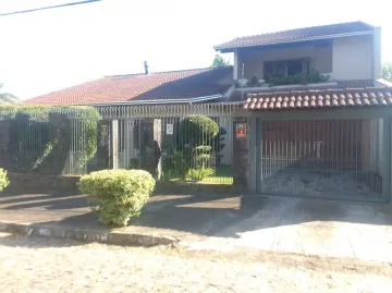 Residência com 3 dormitórios e piscina à venda localizado no Bairro Pinheiro em São Leopoldo