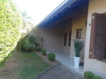 Residência com 3 dormitórios e piscina à venda localizado no Bairro Pinheiro em São Leopoldo
