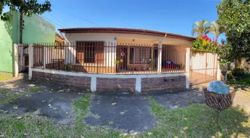 Casa plana com 3 dormitórios à venda no bairro Santa Teresa em São Leopoldo