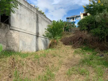 Oportunidade para construção à venda no bairro Jardim das Acácias