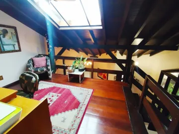 Casa ampla, com 4 dormitórios, no bairro Cristo Rei, em São Leopoldo