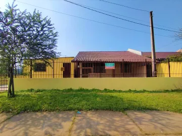 Alugar Casa / Residencial em São Leopoldo. apenas R$ 1.900,00