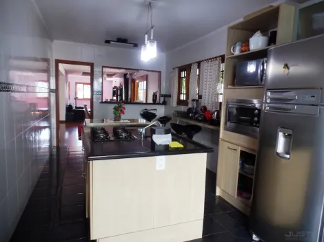 Alugar Casa / Residencial em São Leopoldo. apenas R$ 615.000,00