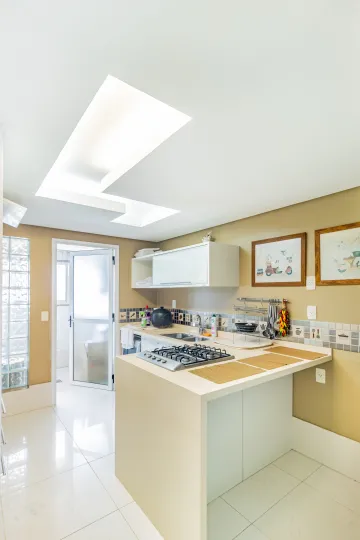 Apartamento de 3 dormitórios, no Bairro Centro, em São Leopoldo