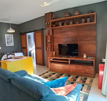 Linda casa no bairro Jardim das Acácias para venda.