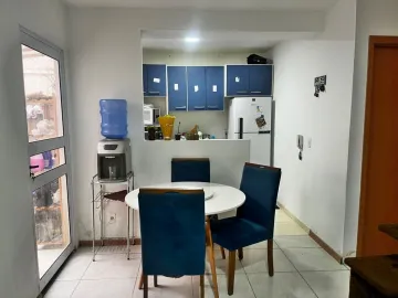 Apartamento térreo  com pátio Bairro Santo André