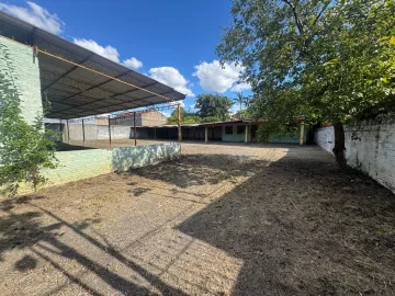 Casa comercial/ estacionamento a venda no Bairro Fião