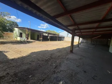 Casa comercial/ estacionamento a venda no Bairro Fião