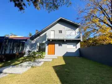 imagem 4 - No bairro Pinheiro, você encontra essa linda casa que une conforto, modernidade e um espaço perfeito para viver bons momentos com a família. imagem 4 - No bairro Pinheiro, você encontra essa linda casa que une conforto, modernidade e um espaço perfeito para viver bons momentos com a família.