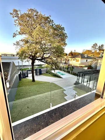 imagem 5 - No bairro Pinheiro, você encontra essa linda casa que une conforto, modernidade e um espaço perfeito para viver bons momentos com a família. imagem 5 - No bairro Pinheiro, você encontra essa linda casa que une conforto, modernidade e um espaço perfeito para viver bons momentos com a família.