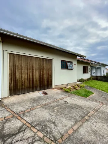 imagem 1 - Casa plana com excelente localização e espaço de lazer nos fundos. imagem 1 - Casa plana com excelente localização e espaço de lazer nos fundos.