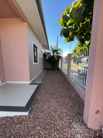 imagem 3 - Casa a venda com 3 dormitórios e uma suíte - São Leopoldo imagem 3 - Casa a venda com 3 dormitórios e uma suíte - São Leopoldo