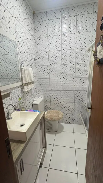 imagem 5 - Casa 3 dormitórios a poucos passos da rua principal em Lomba Grande. imagem 5 - Casa 3 dormitórios a poucos passos da rua principal em Lomba Grande.